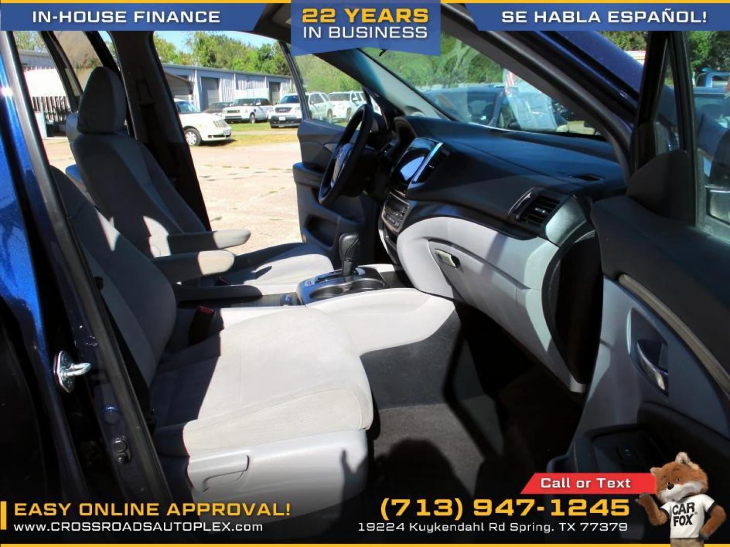2017 BLUE /GRAY HONDA PILOT EX 2WD (5FNYF5H37HB) with an 3.5L V6 SOHC 24V engine, 6-SPEED AUTOMATIC transmission, located at 19224 Kuykendahl Rd, Spring, TX, 77379, (713) 947-1245, 30.049259, -95.491402 - Photo#13