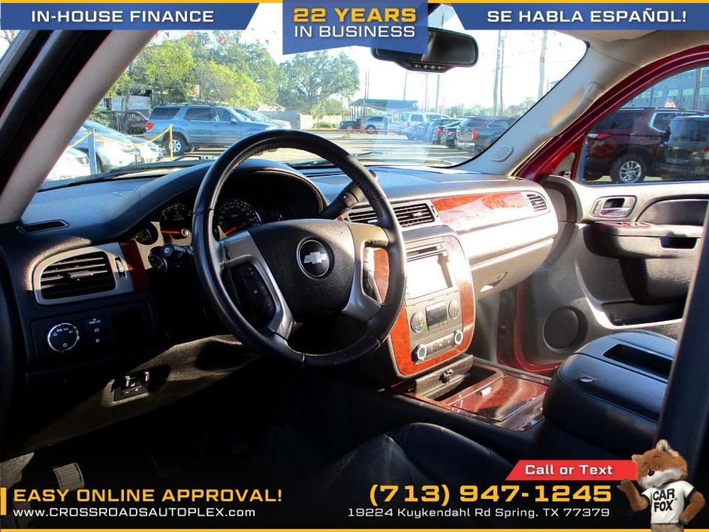 2010 RED /GRAY CHEVROLET TAHOE LTZ 2WD (1GNUCCE01AR) with an 5.3L V8 OHV 16V FFV engine, 6-SPEED AUTOMATIC transmission, located at 19224 Kuykendahl Rd, Spring, TX, 77379, (713) 947-1245, 30.049259, -95.491402 - Photo#7