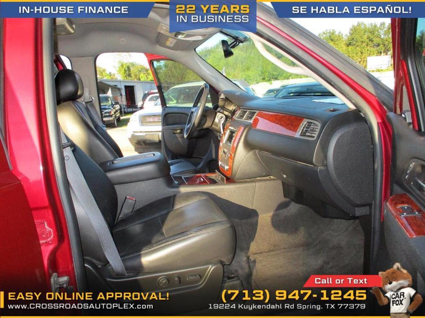 2010 RED /GRAY CHEVROLET TAHOE LTZ 2WD (1GNUCCE01AR) with an 5.3L V8 OHV 16V FFV engine, 6-SPEED AUTOMATIC transmission, located at 19224 Kuykendahl Rd, Spring, TX, 77379, (713) 947-1245, 30.049259, -95.491402 - Photo#14