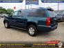 2007 BLUE /BLACK CHEVROLET SUBURBAN LS 1500 2WD (3GNFC16077G) with an 5.3L V8 OHV 16V FFV engine, 4-SPEED AUTOMATIC transmission, located at 19224 Kuykendahl Rd, Spring, TX, 77379, (713) 947-1245, 30.049259, -95.491402 - Photo#2