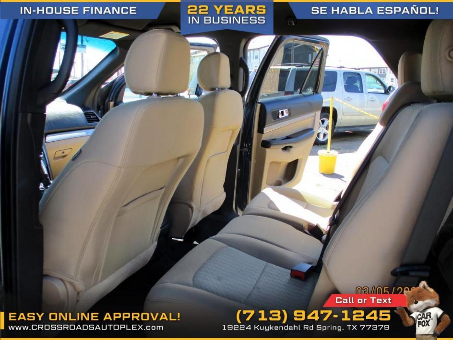 2017 BLUE /TAN FORD EXPLORER Base FWD (1FM5K7B87HG) with an 3.5L V6 DOHC 24V engine, 6-SPEED AUTOMATIC transmission, located at 19224 Kuykendahl Rd, Spring, TX, 77379, (713) 947-1245, 30.049259, -95.491402 - Photo#9