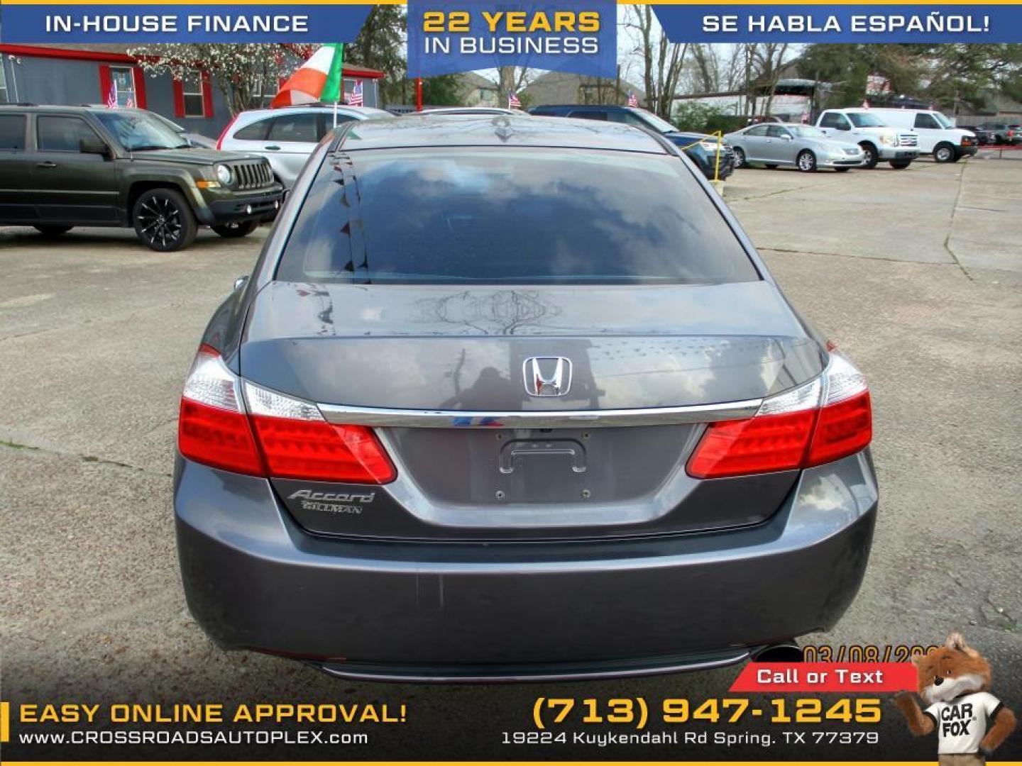 2014 SILVER /GRAY HONDA ACCORD EX-L Sedan CVT (1HGCR2F83EA) with an 2.4L L4 DOHC 16V engine, CVT transmission, located at 19224 Kuykendahl Rd, Spring, TX, 77379, (713) 947-1245, 30.049259, -95.491402 - Photo#2