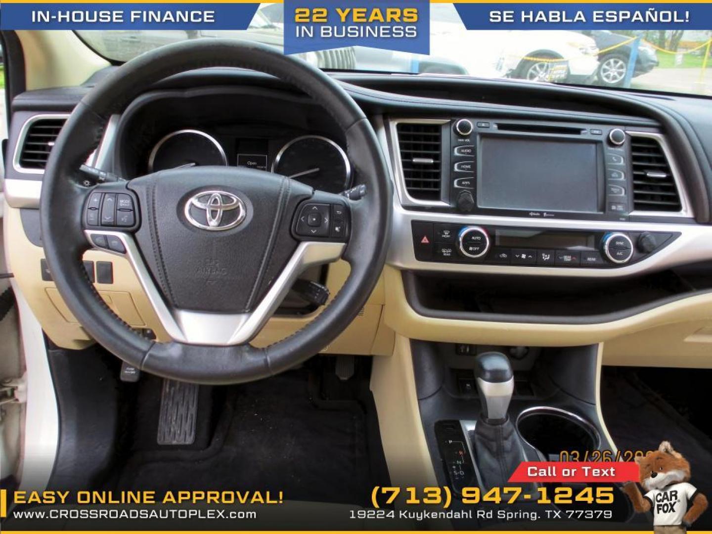 2015 WHITE /TAN TOYOTA HIGHLANDER XLE FWD V6 (5TDKKRFH4FS) with an 3.5L V6 DOHC 24V engine, 6-SPEED AUTOMATIC transmission, located at 19224 Kuykendahl Rd, Spring, TX, 77379, (713) 947-1245, 30.049259, -95.491402 - Photo#10