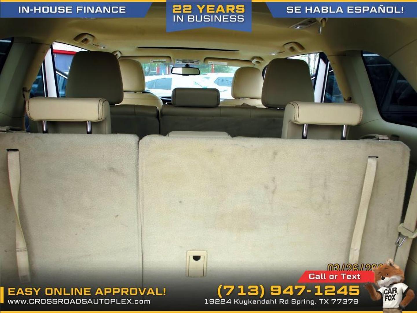 2015 WHITE /TAN TOYOTA HIGHLANDER XLE FWD V6 (5TDKKRFH4FS) with an 3.5L V6 DOHC 24V engine, 6-SPEED AUTOMATIC transmission, located at 19224 Kuykendahl Rd, Spring, TX, 77379, (713) 947-1245, 30.049259, -95.491402 - Photo#11