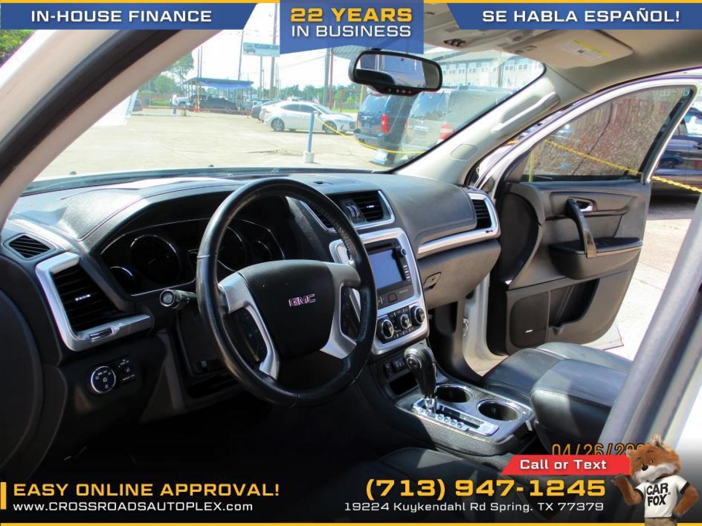2013 WHITE /GRAY GMC ACADIA SLT-1 FWD (1GKKRRKD5DJ) with an 3.6L V6 DOHC 24V engine, 6-SPEED AUTOMATIC transmission, located at 19224 Kuykendahl Rd, Spring, TX, 77379, (713) 947-1245, 30.049259, -95.491402 - Photo#5