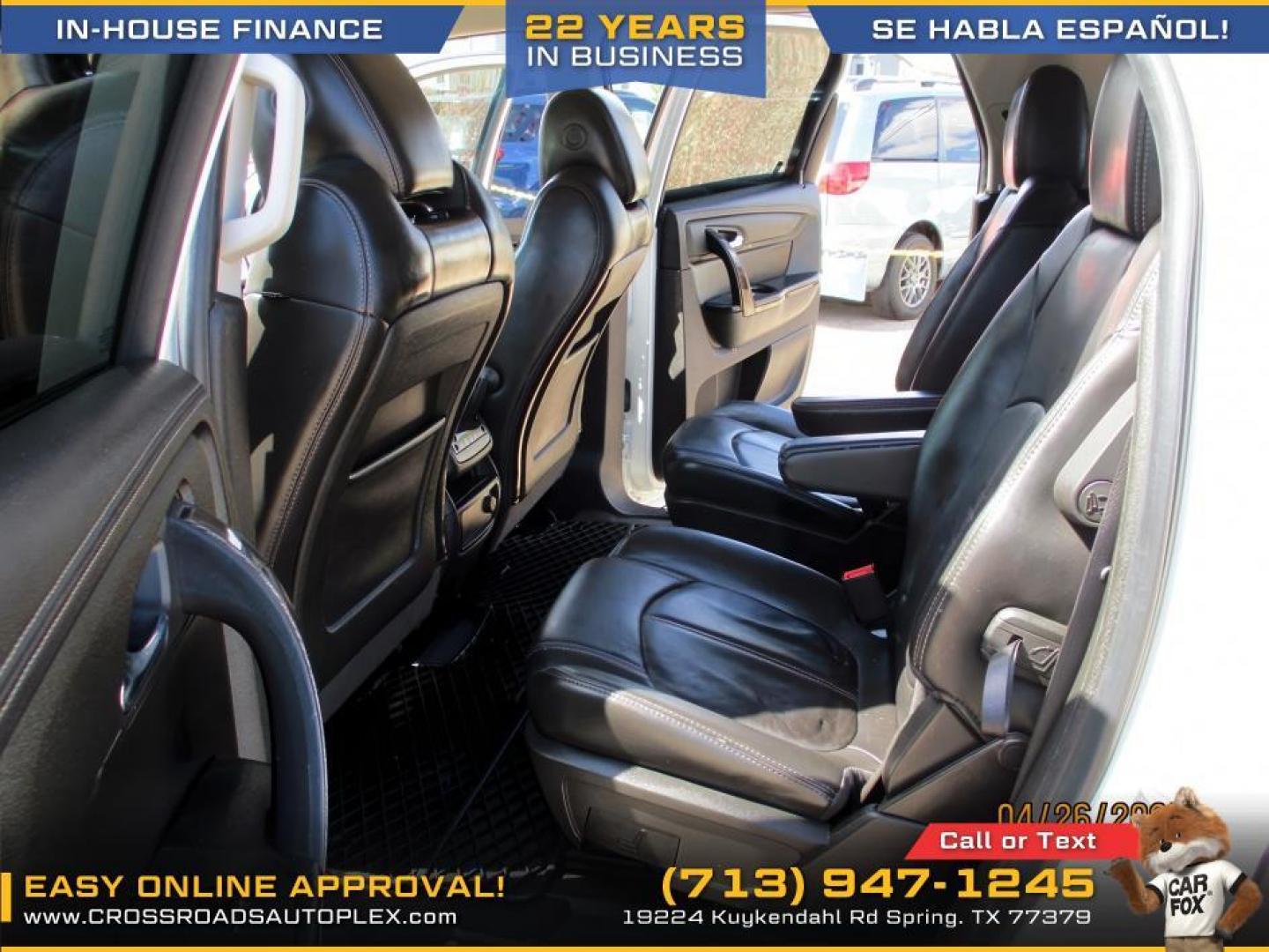 2013 WHITE /GRAY GMC ACADIA SLT-1 FWD (1GKKRRKD5DJ) with an 3.6L V6 DOHC 24V engine, 6-SPEED AUTOMATIC transmission, located at 19224 Kuykendahl Rd, Spring, TX, 77379, (713) 947-1245, 30.049259, -95.491402 - Photo#8