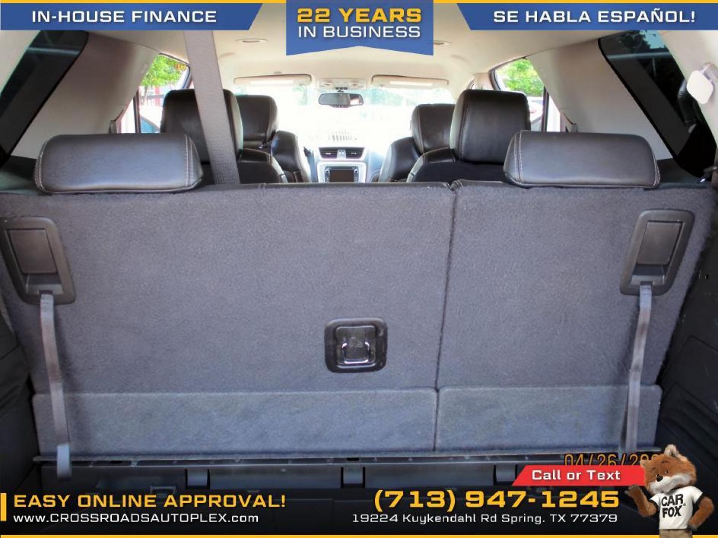 2013 WHITE /GRAY GMC ACADIA SLT-1 FWD (1GKKRRKD5DJ) with an 3.6L V6 DOHC 24V engine, 6-SPEED AUTOMATIC transmission, located at 19224 Kuykendahl Rd, Spring, TX, 77379, (713) 947-1245, 30.049259, -95.491402 - Photo#10
