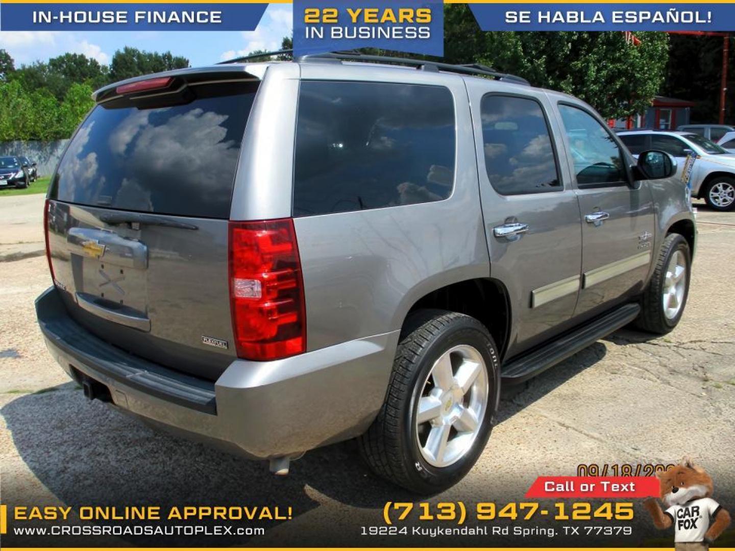 2012 SILVER /SILVER CHEVROLET TAHOE LS 2WD (1GNSCAE0XCR) with an 5.3L V8 OHV 16V FFV engine, 6-SPEED AUTOMATIC transmission, located at 19224 Kuykendahl Rd, Spring, TX, 77379, (713) 947-1245, 30.049259, -95.491402 - Photo#3