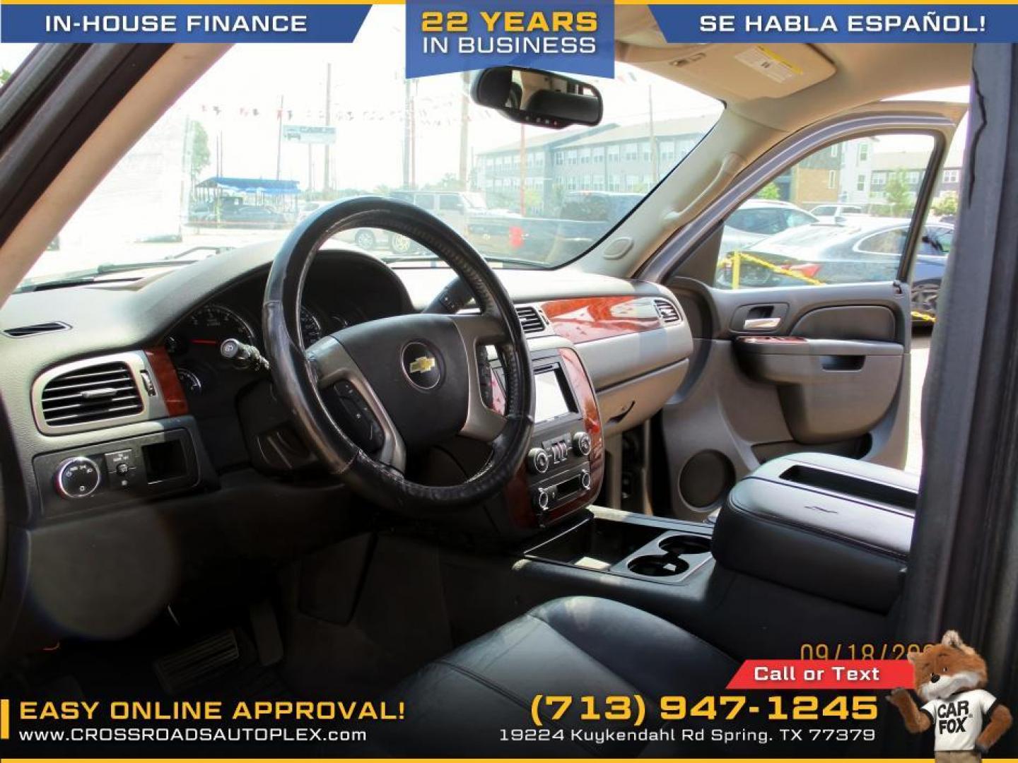 2012 SILVER /SILVER CHEVROLET TAHOE LS 2WD (1GNSCAE0XCR) with an 5.3L V8 OHV 16V FFV engine, 6-SPEED AUTOMATIC transmission, located at 19224 Kuykendahl Rd, Spring, TX, 77379, (713) 947-1245, 30.049259, -95.491402 - Photo#5