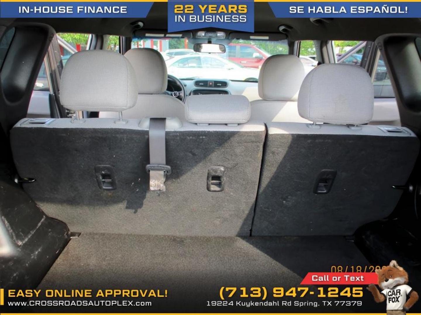 2016 SILVER /GRAY KIA SOUL Base 6A (KNDJN2A2XG7) with an 1.6L L4 DOHC 16V engine, 6-SPEED AUTOMATIC transmission, located at 19224 Kuykendahl Rd, Spring, TX, 77379, (713) 947-1245, 30.049259, -95.491402 - Photo#10