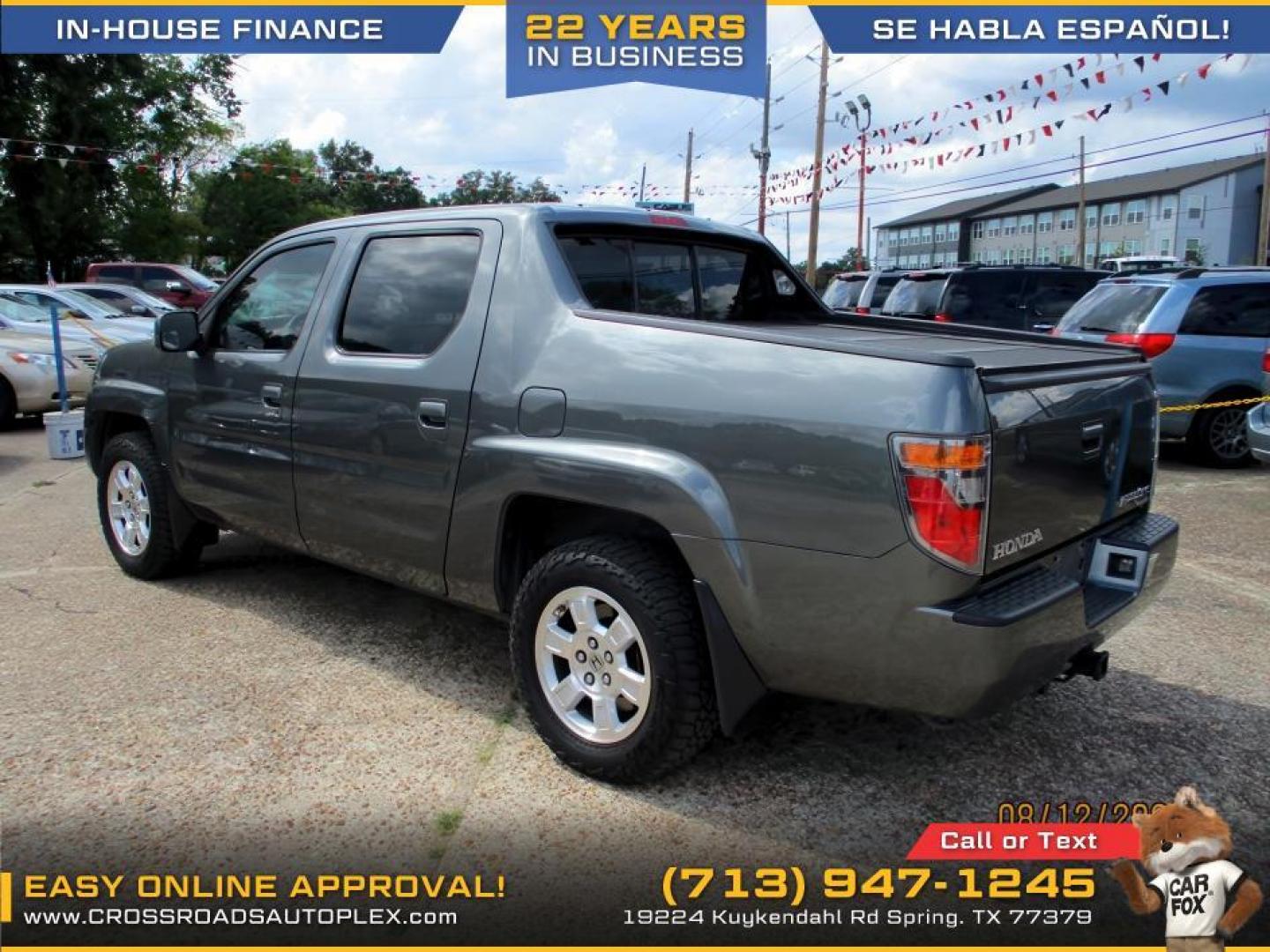 2008 SILVER /GRAY HONDA RIDGELINE RTS (2HJYK16428H) with an 3.5L V6 SOHC 24V engine, 5-SPEED AUTOMATIC transmission, located at 19224 Kuykendahl Rd, Spring, TX, 77379, (713) 947-1245, 30.049259, -95.491402 - Photo#1