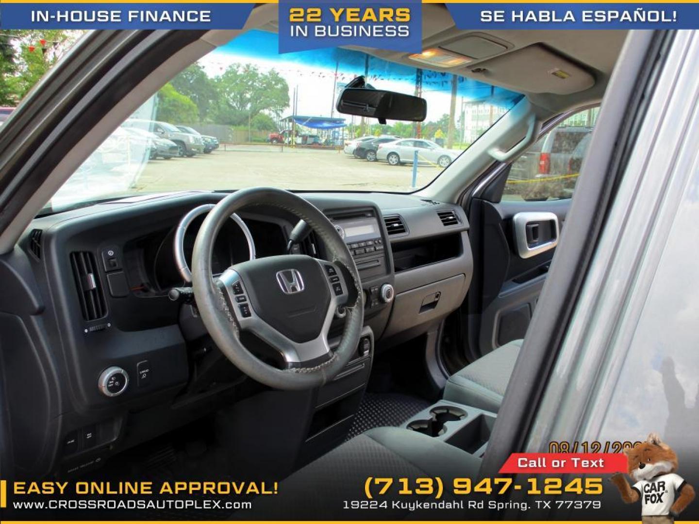 2008 SILVER /GRAY HONDA RIDGELINE RTS (2HJYK16428H) with an 3.5L V6 SOHC 24V engine, 5-SPEED AUTOMATIC transmission, located at 19224 Kuykendahl Rd, Spring, TX, 77379, (713) 947-1245, 30.049259, -95.491402 - Photo#5