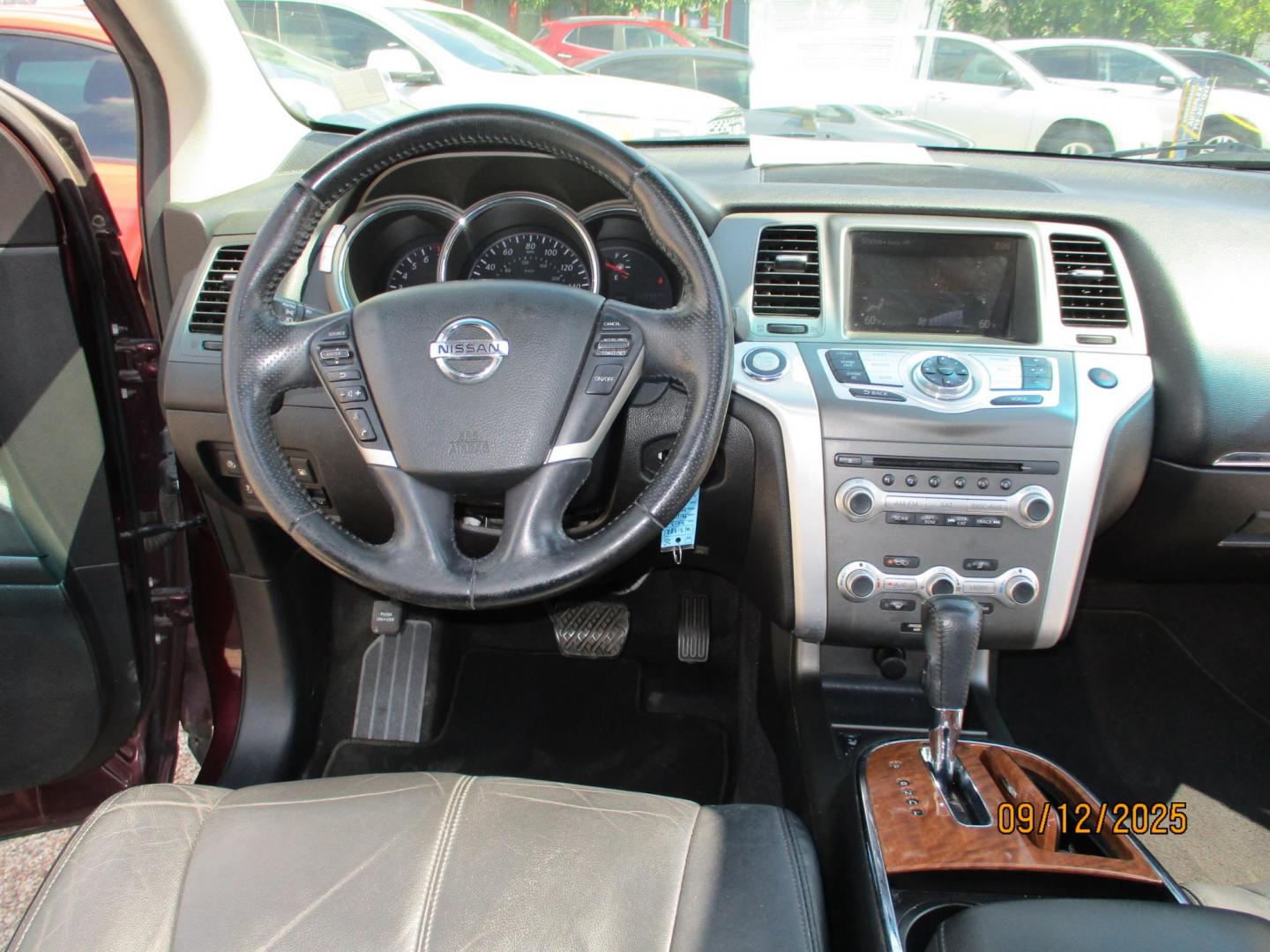 2013 MAROON /TAN NISSAN MURANO SV (JN8AZ1MU4DW) with an 3.5L V6 DOHC 24V engine, CVT transmission, located at 19224 Kuykendahl Rd, Spring, TX, 77379, (713) 947-1245, 30.049259, -95.491402 - Photo#7