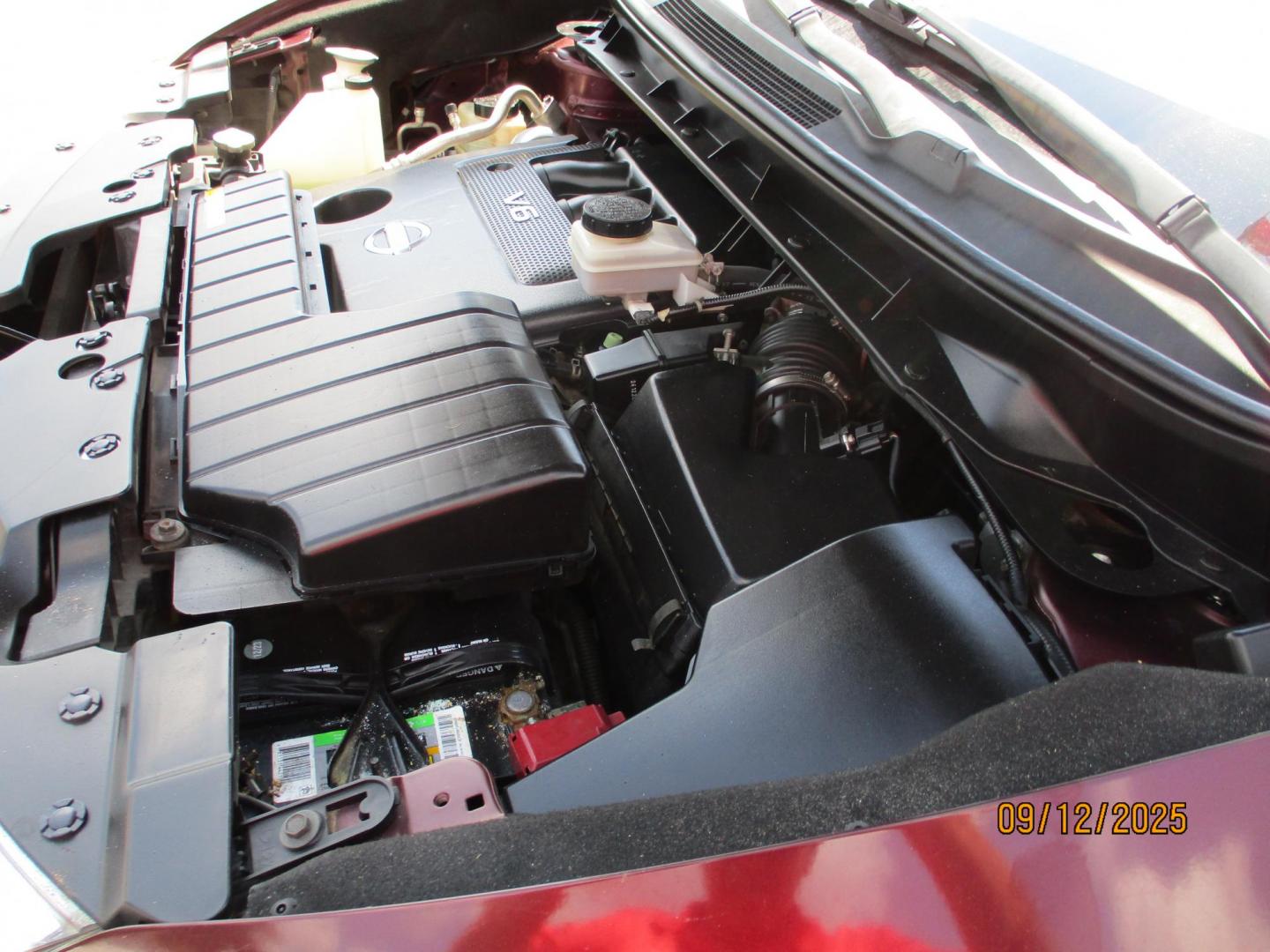 2013 MAROON /TAN NISSAN MURANO SV (JN8AZ1MU4DW) with an 3.5L V6 DOHC 24V engine, CVT transmission, located at 19224 Kuykendahl Rd, Spring, TX, 77379, (713) 947-1245, 30.049259, -95.491402 - Photo#13
