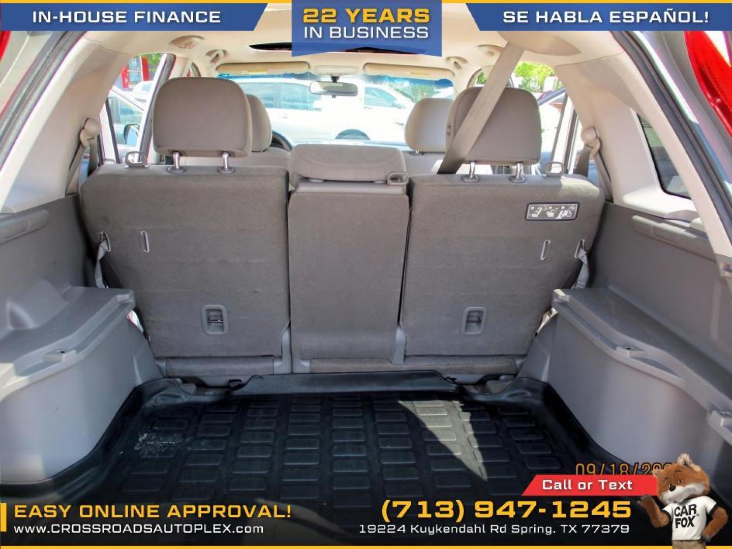 2010 SILVER /GRAY HONDA CR-V EX 2WD 5-Speed AT (3CZRE3H53AG) with an 2.4L L4 DOHC 16V engine, 5-SPEED AUTOMATIC transmission, located at 19224 Kuykendahl Rd, Spring, TX, 77379, (713) 947-1245, 30.049259, -95.491402 - Photo#9
