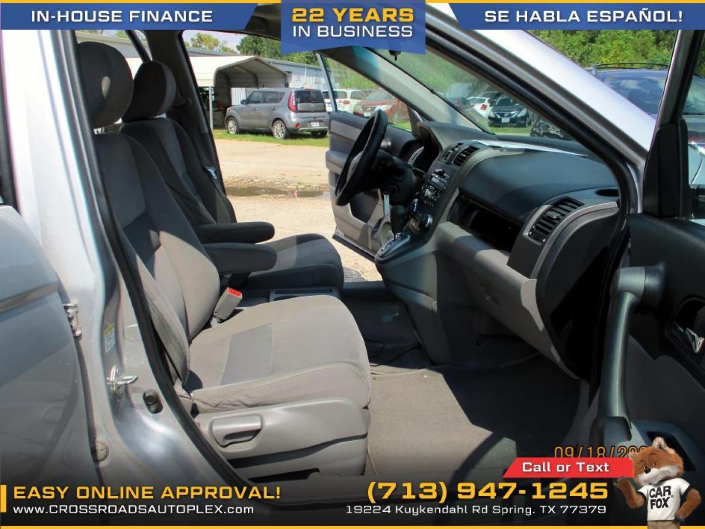 2010 SILVER /GRAY HONDA CR-V EX 2WD 5-Speed AT (3CZRE3H53AG) with an 2.4L L4 DOHC 16V engine, 5-SPEED AUTOMATIC transmission, located at 19224 Kuykendahl Rd, Spring, TX, 77379, (713) 947-1245, 30.049259, -95.491402 - Photo#11