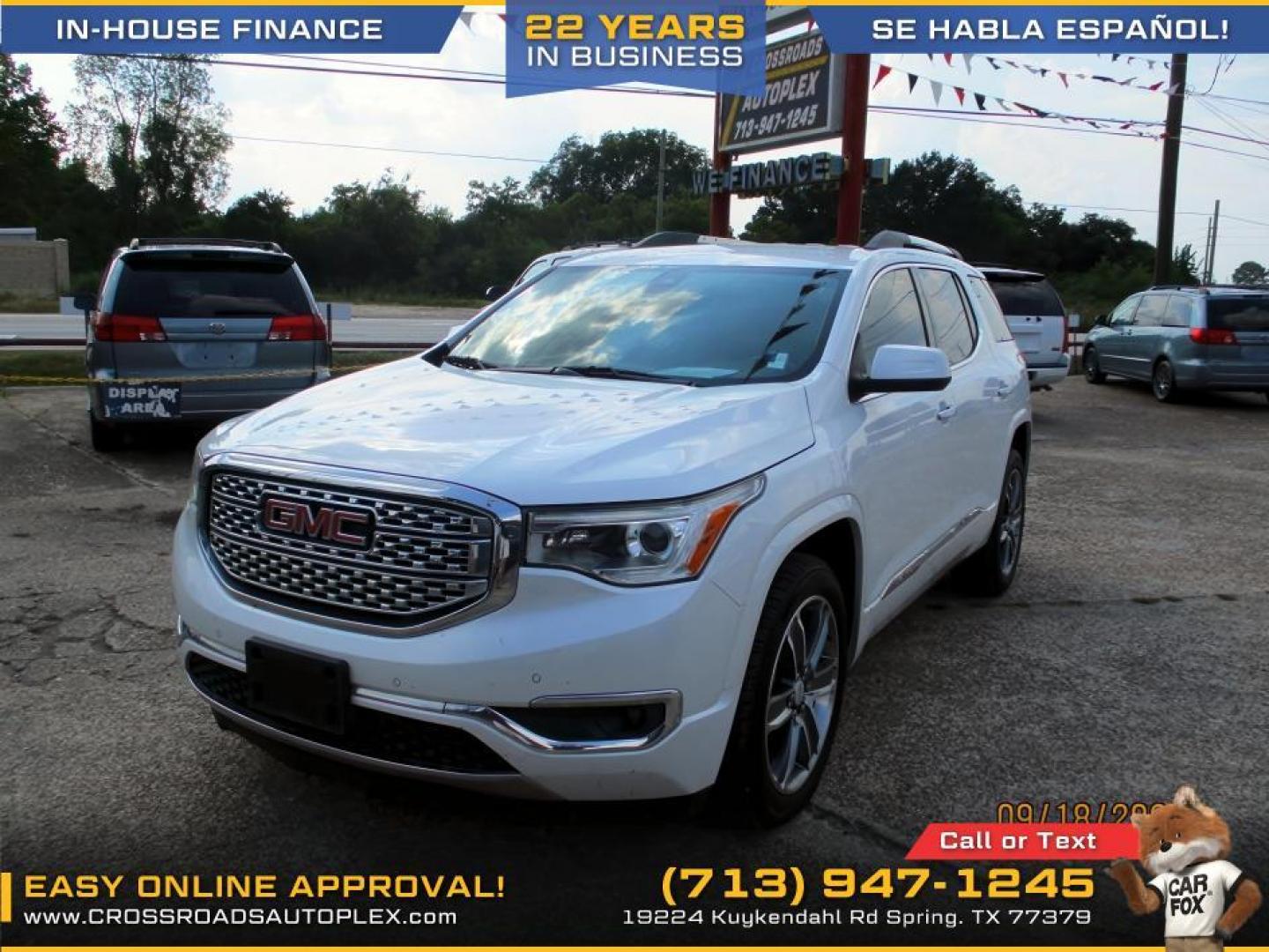2017 WHITE /GRAY GMC ACADIA Denali (1GKKNPLS0HZ) with an 3.6L V6 DOHC 24V engine, 6-SPEED AUTOMATIC transmission, located at 19224 Kuykendahl Rd, Spring, TX, 77379, (713) 947-1245, 30.049259, -95.491402 - Photo#0