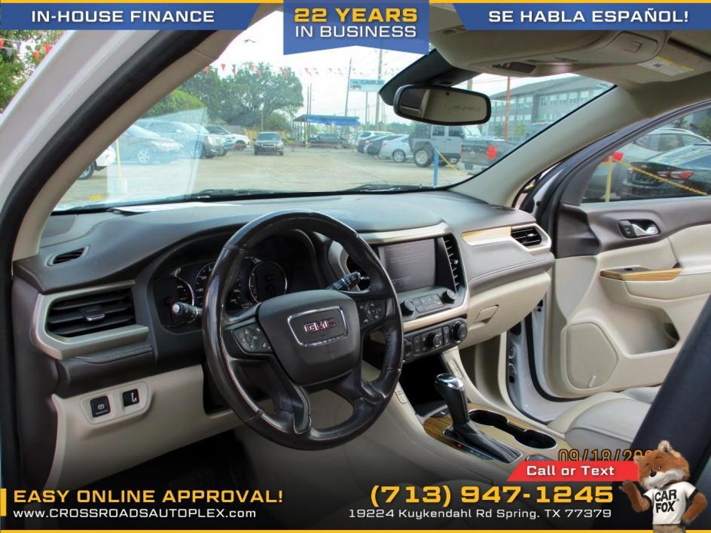 2017 WHITE /GRAY GMC ACADIA Denali (1GKKNPLS0HZ) with an 3.6L V6 DOHC 24V engine, 6-SPEED AUTOMATIC transmission, located at 19224 Kuykendahl Rd, Spring, TX, 77379, (713) 947-1245, 30.049259, -95.491402 - Photo#6