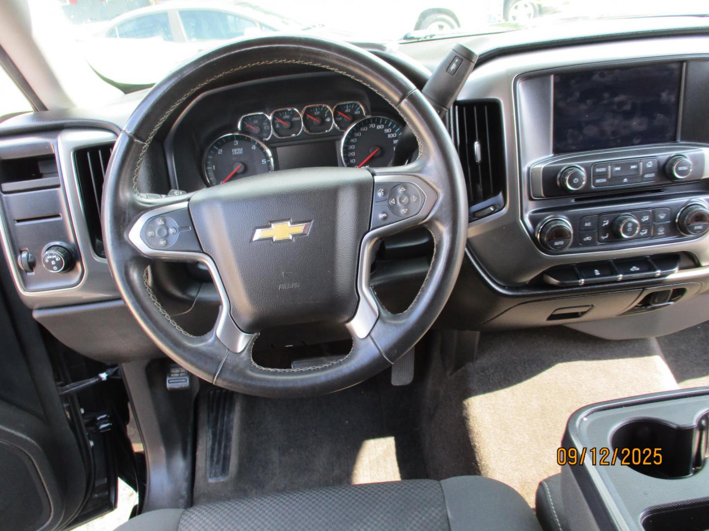 2015 BLACK /BLACK CHEVROLET SILVERADO 1500 LT Crew Cab 2WD (3GCPCREHXFG) with an 4.3L V6 OHV 12V engine, 6-SPEED AUTOMATIC transmission, located at 19224 Kuykendahl Rd, Spring, TX, 77379, (713) 947-1245, 30.049259, -95.491402 - Photo#9
