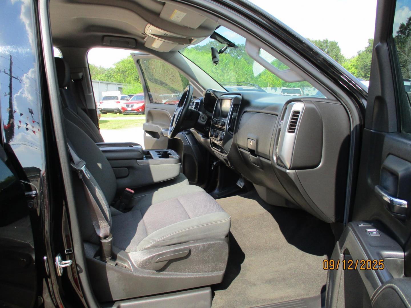 2015 BLACK /BLACK CHEVROLET SILVERADO 1500 LT Crew Cab 2WD (3GCPCREHXFG) with an 4.3L V6 OHV 12V engine, 6-SPEED AUTOMATIC transmission, located at 19224 Kuykendahl Rd, Spring, TX, 77379, (713) 947-1245, 30.049259, -95.491402 - Photo#12