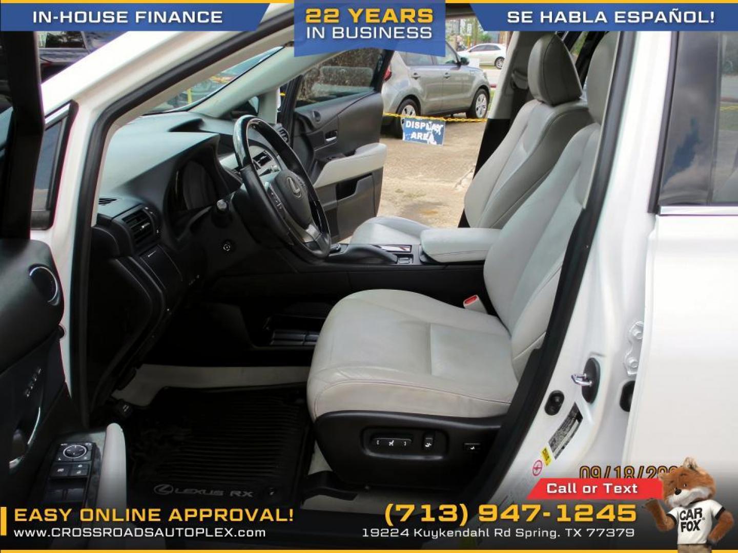 2015 WHITE /GRAY LEXUS RX 350 FWD (2T2ZK1BAXFC) with an 3.5L V6 DOHC 24V engine, 6-SPEED AUTOMATIC transmission, located at 19224 Kuykendahl Rd, Spring, TX, 77379, (713) 947-1245, 30.049259, -95.491402 - Photo#8